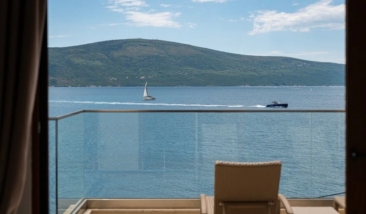 Prodaja, dvosoban stan, 67m², Opatovo, Tivat