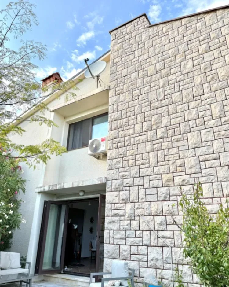 Sale, house, 183m², Liman, Ulcinj