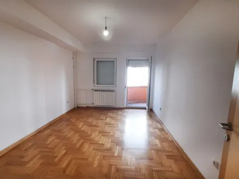 Sale, two bedroom apartment, 64m², Cvetkova Pijaca, Zvezdara Sve Podlokacije - image 4