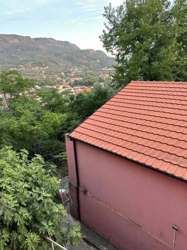 Prodaja, kuća, 120m², Bar, Crna Gora