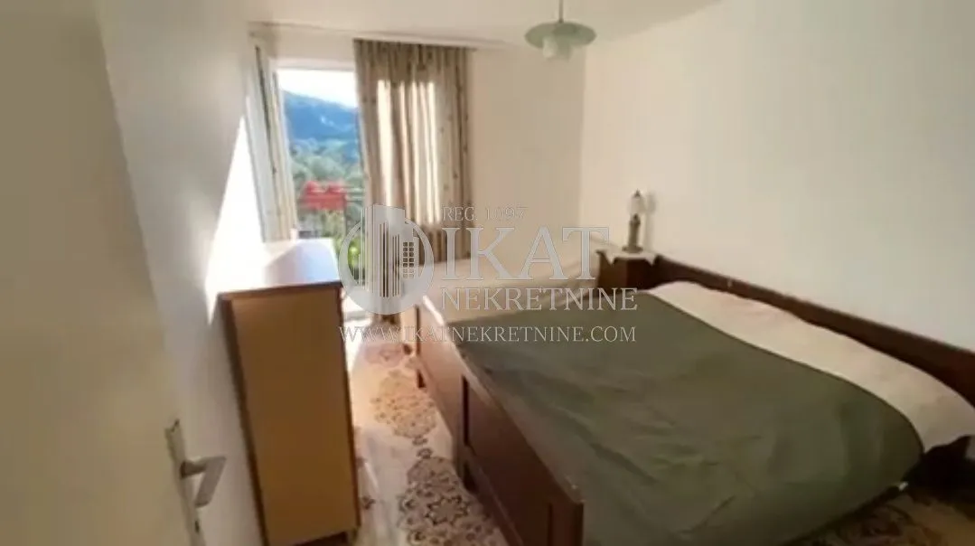 Prodaja, kuća, 240m², Kosmaj, Sopot