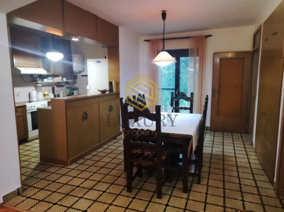 Rent, house, 200m², Zagorič, Podgorica
