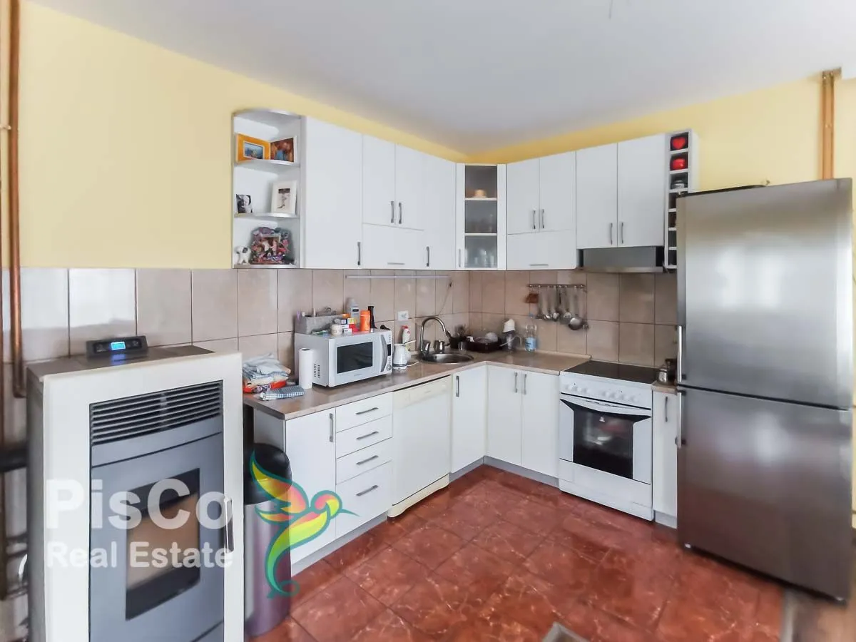 Prodaja, kuća, 150m², Donji Kokoti, Podgorica