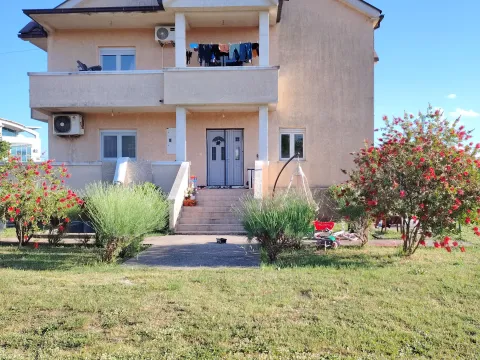 Kuća in Donja Gorica