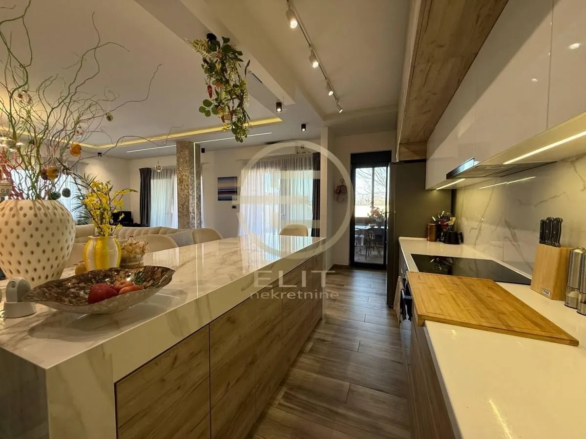 Sale, house, 165m², Petrovaradin, Novi Sad