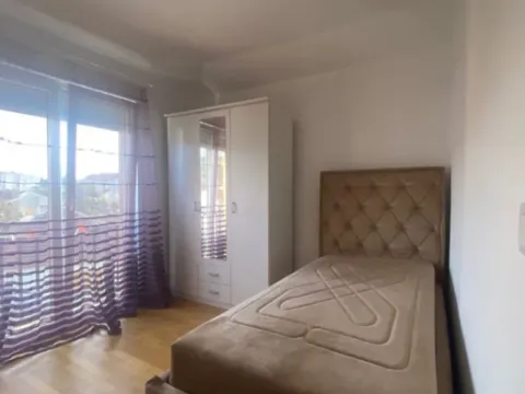 Izdavanje, dvosoban stan, 67m², Zagorič, Podgorica - image 5