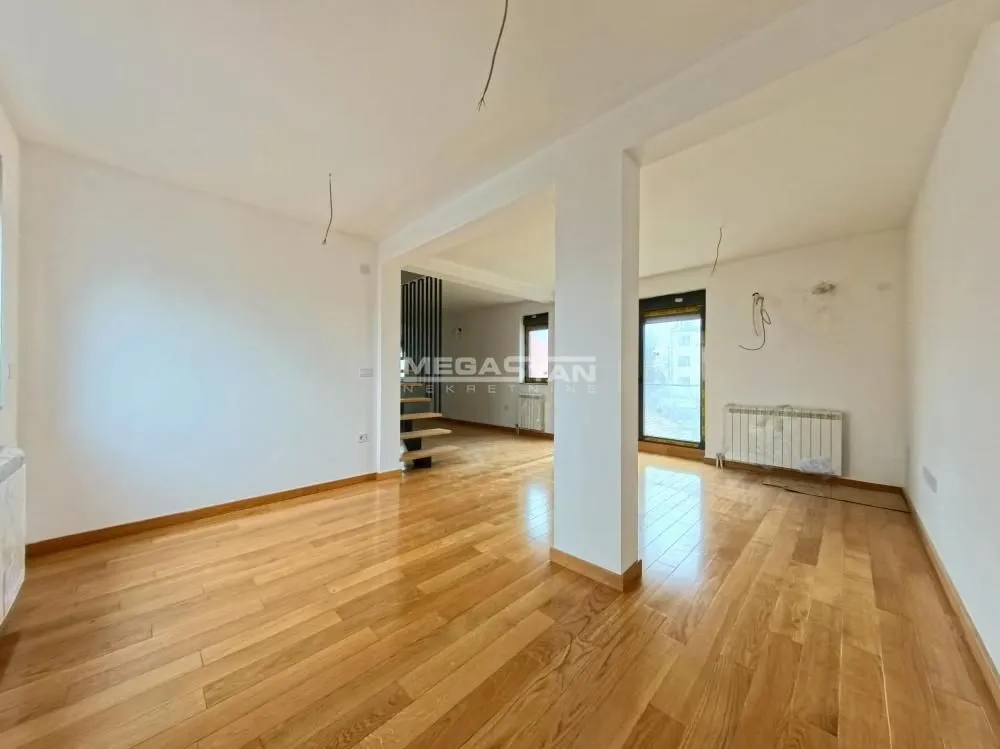 Prodaja, stan, 134m², Autokomanda, Voždovac Sve Podlokacije