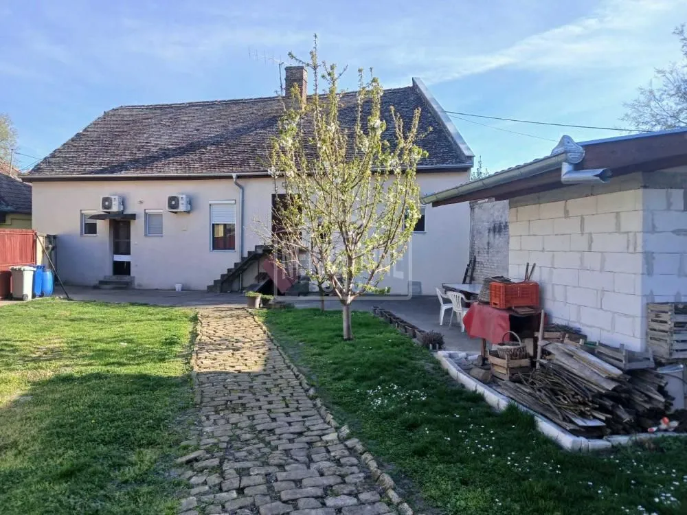 Sale, house, 138m², Novo Selo, Subotica