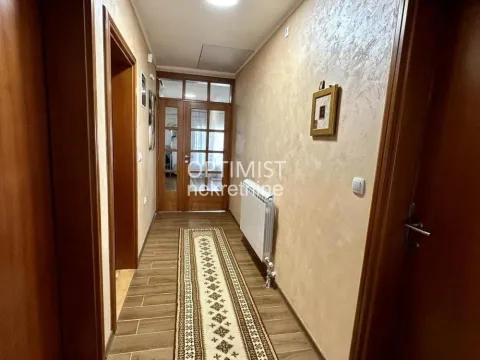 Sale, house, 110m², Zemun Ugrinovci, Zemun Sve Podlokacije - image 18