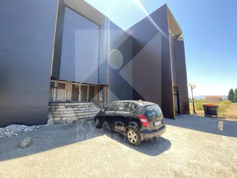Rent, office space, 1800m², Zeta, Podgorica - image 5
