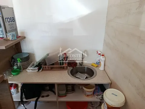 Izdavanje, poslovni prostor, 26m², Borča 1, Borča Sve Podlokacije - image 8