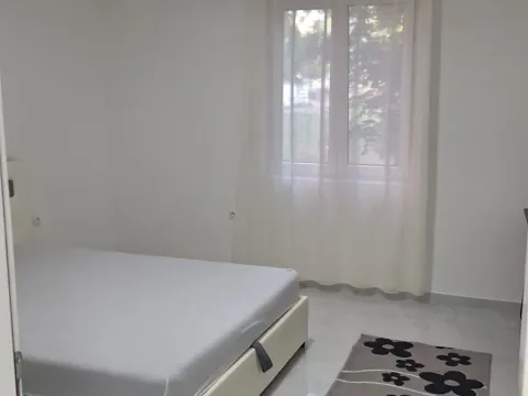 Rent, two bedroom apartment, 73m², Gintaš, Podgorica - image 5