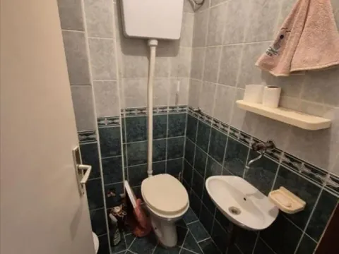 Prodaja, trosoban stan, 77m², Stari Grad, Beograd - image 9