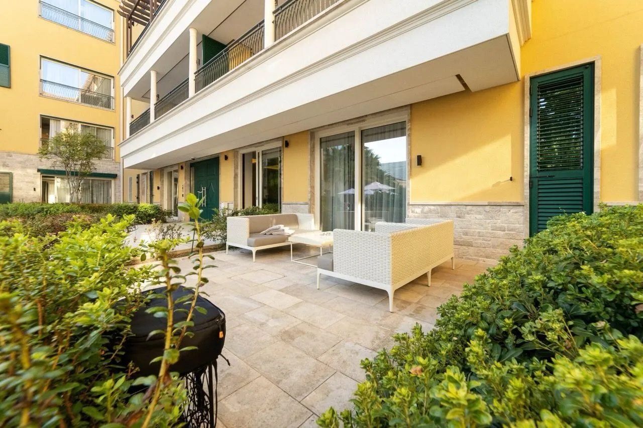 Prodaja, dvosoban stan, 90m², Kumbor, Herceg Novi