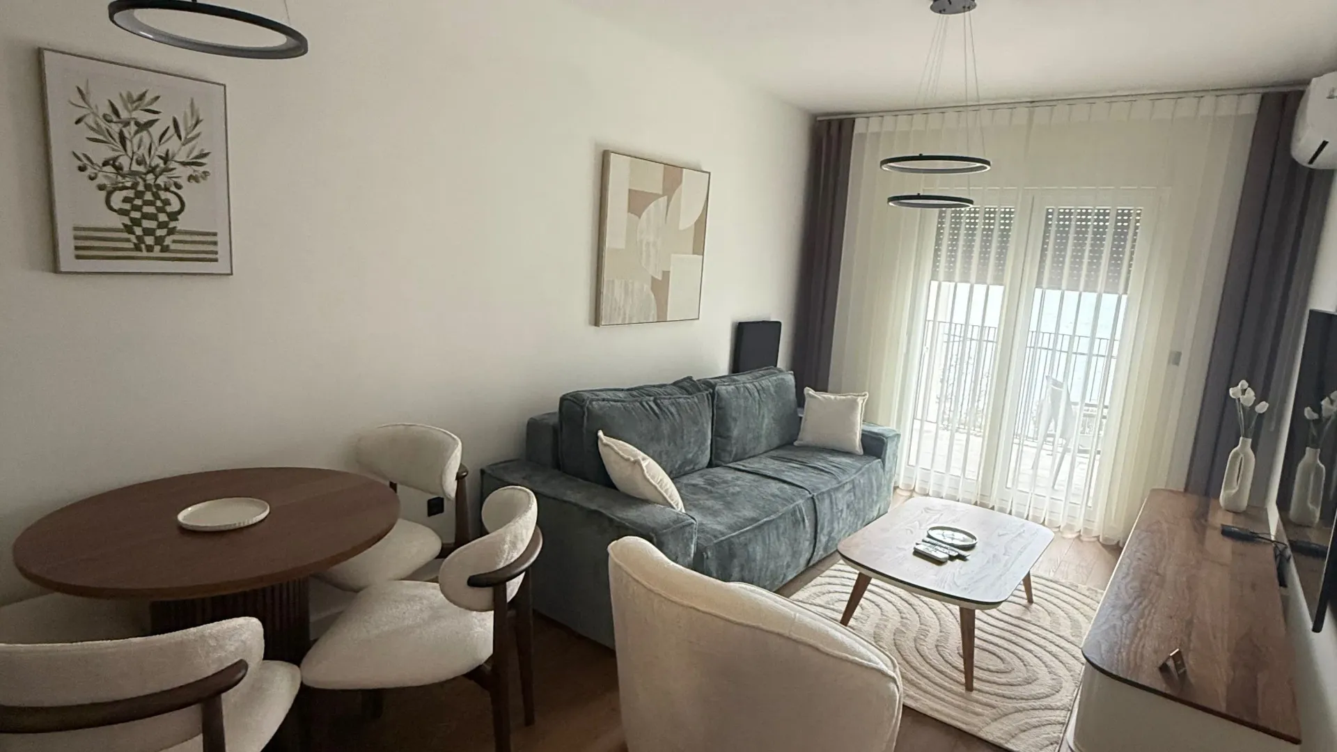 Rent, one bedroom apartment, 55m², Tivat, Crna Gora