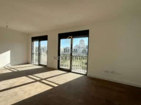 Izdavanje, trosoban stan, 115m², Preko Morače, Podgorica - image 11