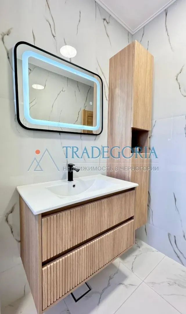 Prodaja, dvosoban stan, 105m², Bar, Crna Gora
