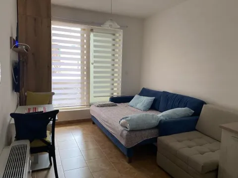 Stan-na-dan, garsonjera, 21m², Centar, Budva - image 1