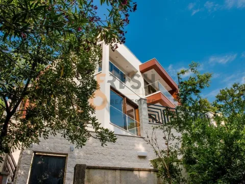 Sale, house, 285m², Budva, Crna Gora - image 5