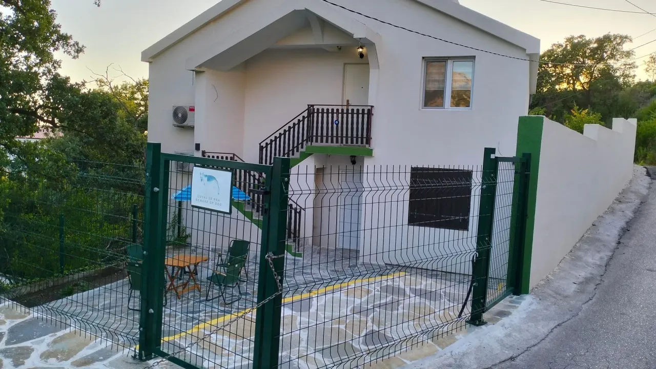 Sale, house, 101m², Šušanj, Bar