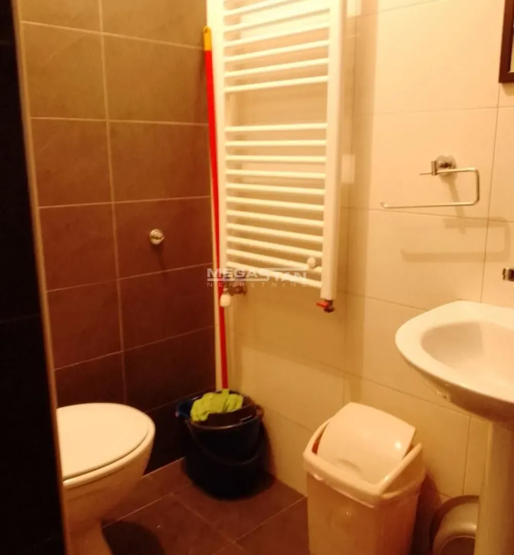 Sale, office space, 87m², Lekino Brdo, Voždovac Sve Podlokacije