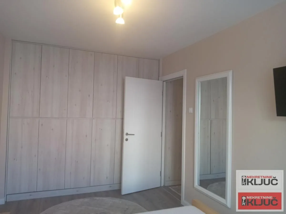 Sale, two bedroom apartment, 76m², Socijalno, Novi Sad Sve Podlokacije