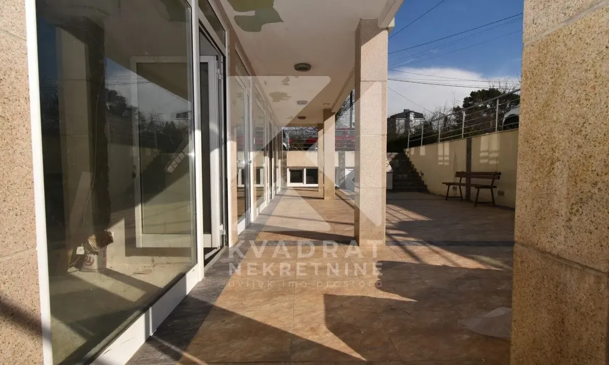 Prodaja, poslovni prostor, 184m², Ljubović, Podgorica