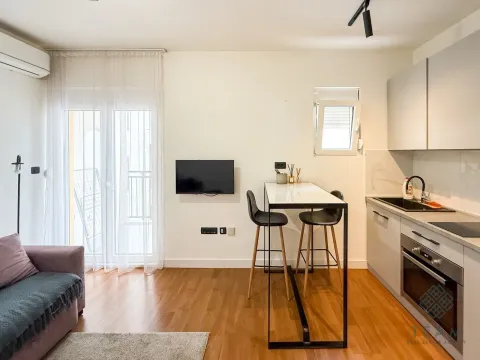 Izdavanje, garsonjera, 24m², Zagorič, Podgorica - image 5