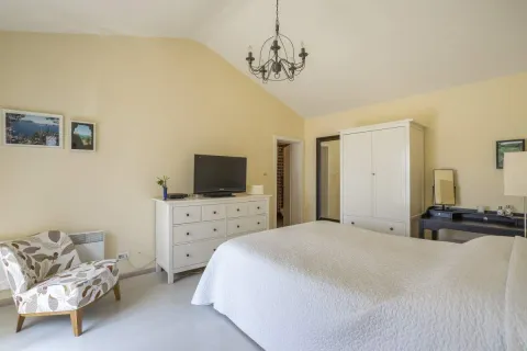 Prodaja, kuća, 230m², Bigova, Kotor - image 10
