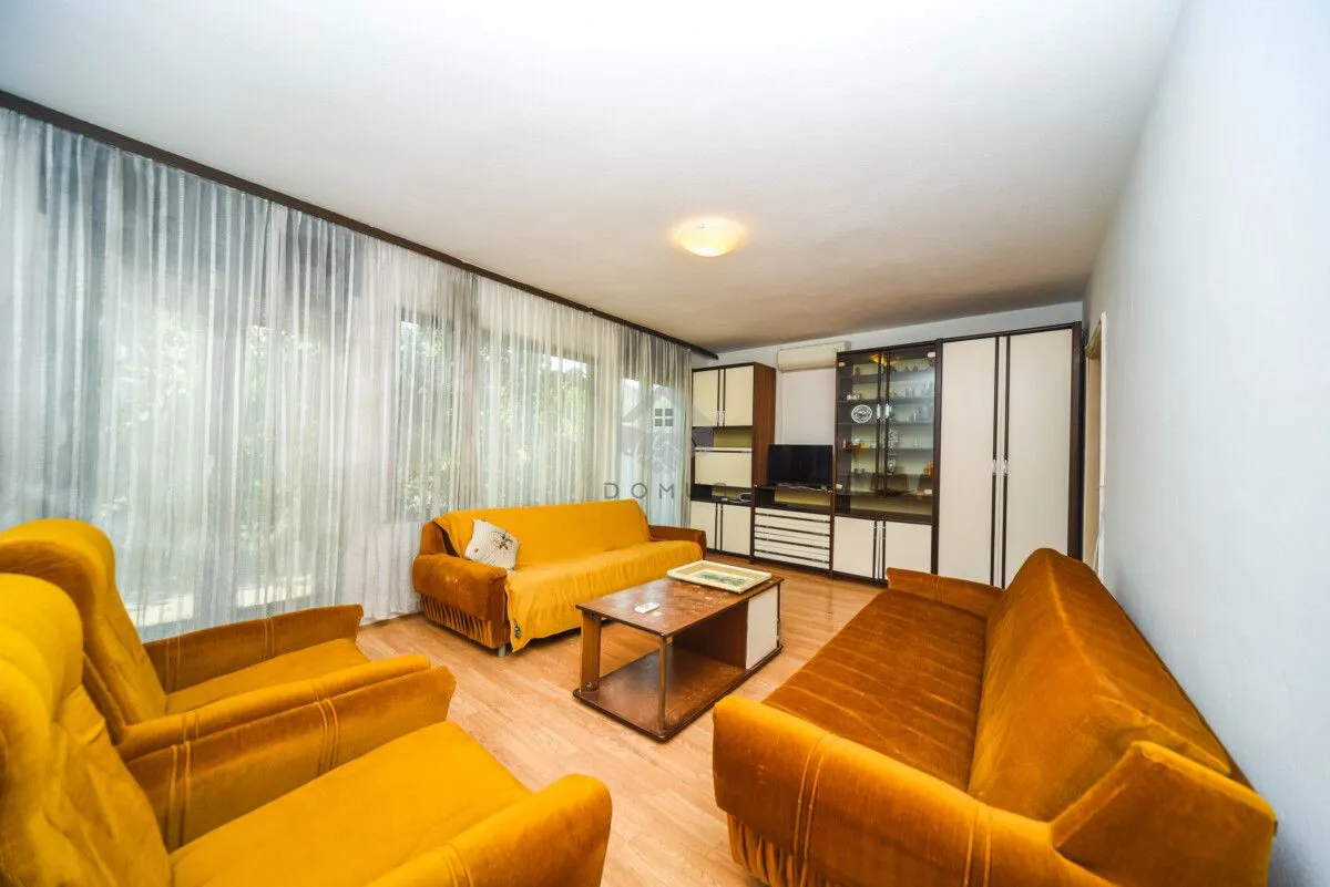 Izdavanje, trosoban stan, 100m², Zabjelo, Podgorica