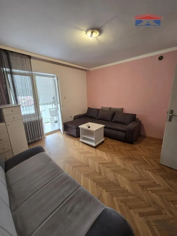 Izdavanje, jednosoban stan, 30m², Grbavica, Novi Sad Sve Podlokacije