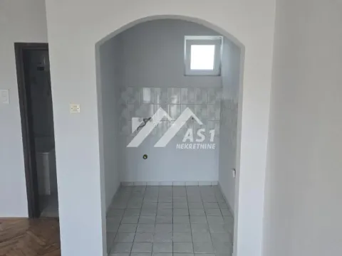 Prodaja, stan, 23m², Adamovićevo Naselje, Novi Sad Sve Podlokacije - image 4