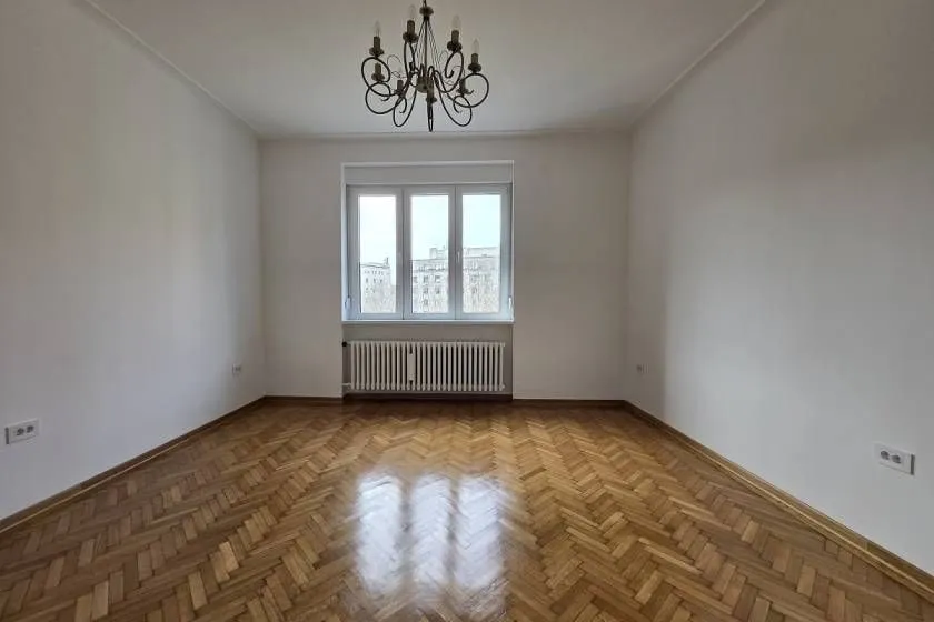 Rent, four bedroom apartment, 136m², Stari Grad, Beograd