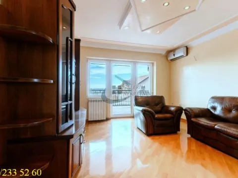 Sale, four bedroom apartment, 115m², Farmaceutski Fakultet, Voždovac Sve Podlokacije - image 2