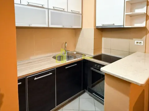 Izdavanje, dvosoban stan, 75m², Podgorica, Crna Gora - image 2