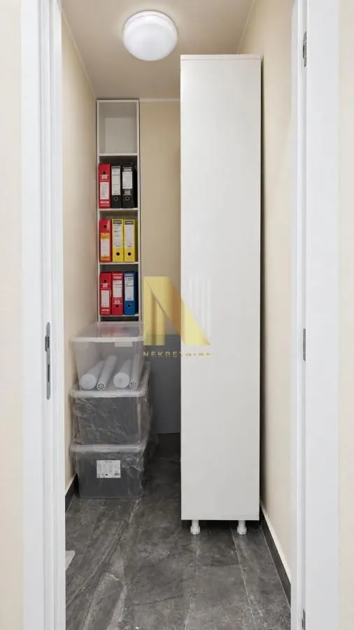 Prodaja, dvosoban stan, 40m², Liman 1, Novi Sad Sve Podlokacije