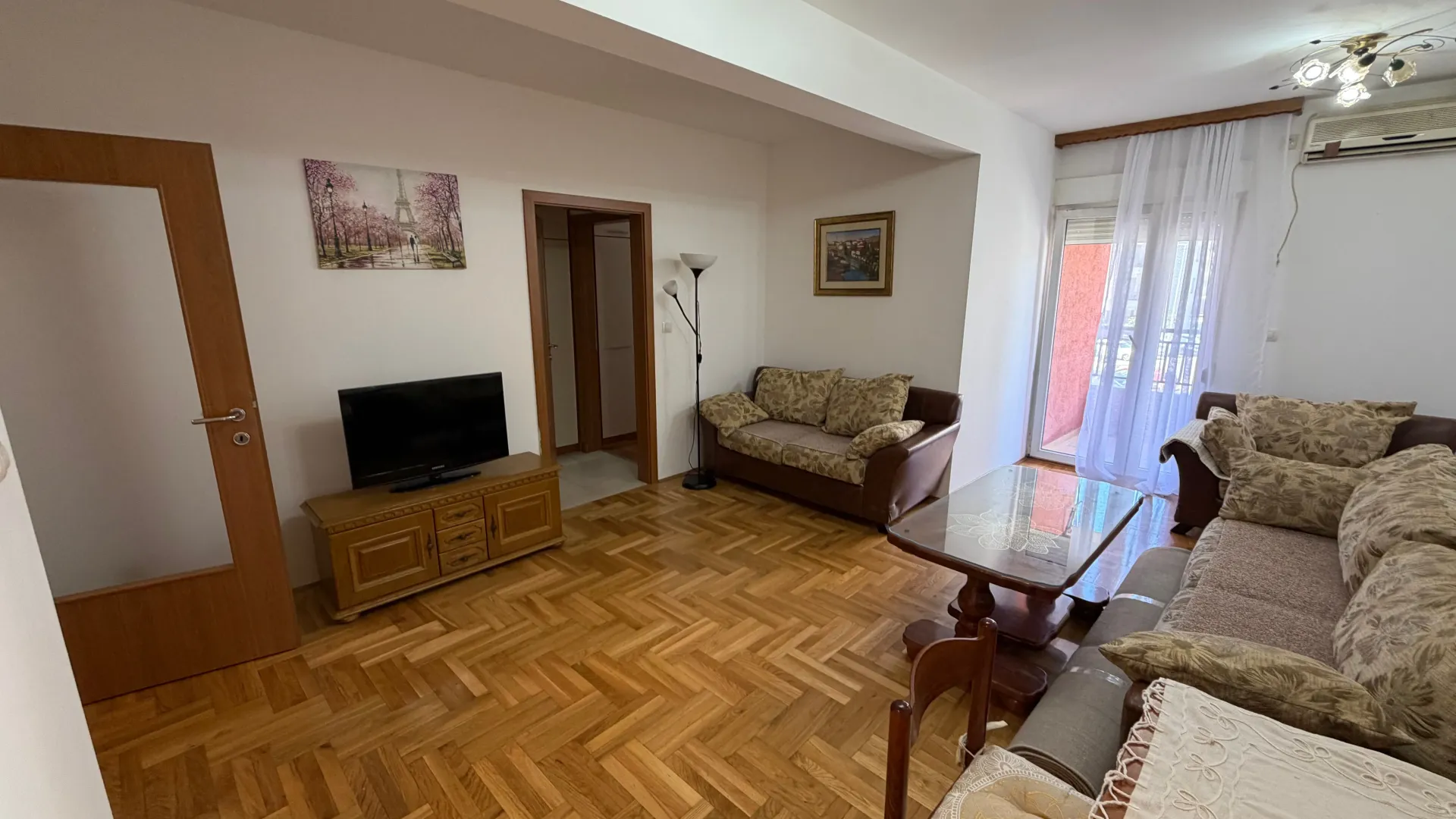 Izdavanje, jednosoban stan, 55m², Zabjelo, Podgorica