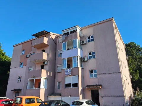 Rent, one bedroom apartment, 58m², Stari Aerodrom, Podgorica - image 1