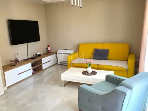 Rent, apartment, 55m², Tivat, Crna Gora - image 2