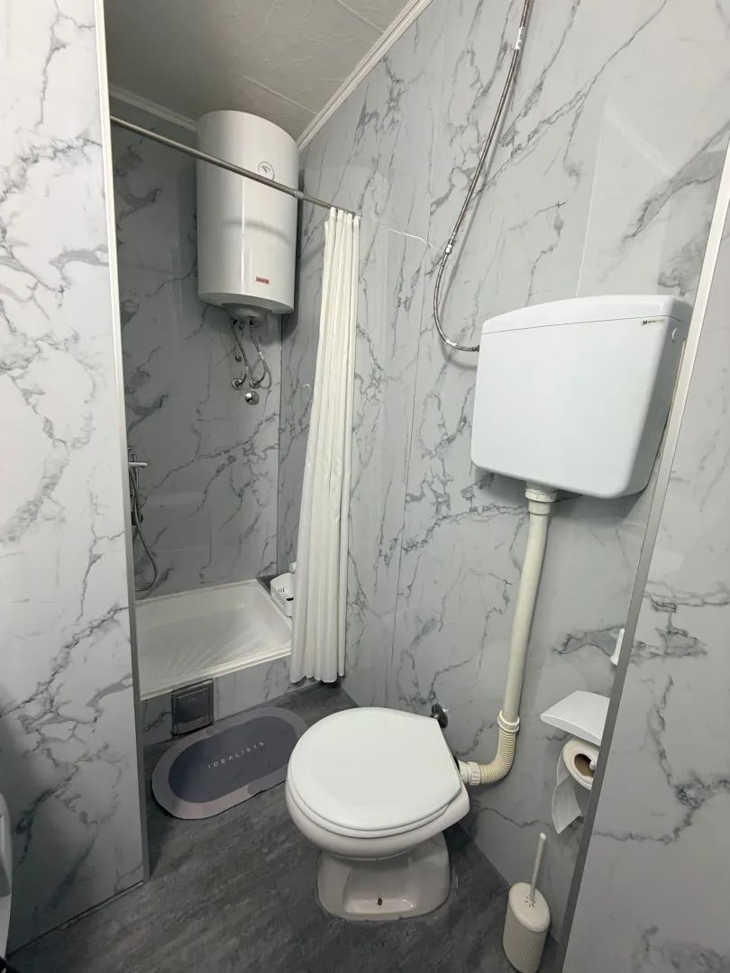 Izdavanje, garsonjera, 30m², Centar, Cetinje