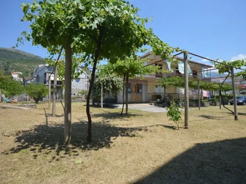 Prodaja, kuća, 210m², Tivat, Crna Gora