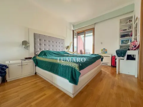 Sale, four bedroom apartment, 196m², Centar, Podgorica - image 4