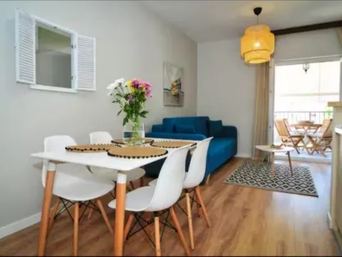 Izdavanje, jednosoban stan, 45m², Kalimanj, Tivat - image 9