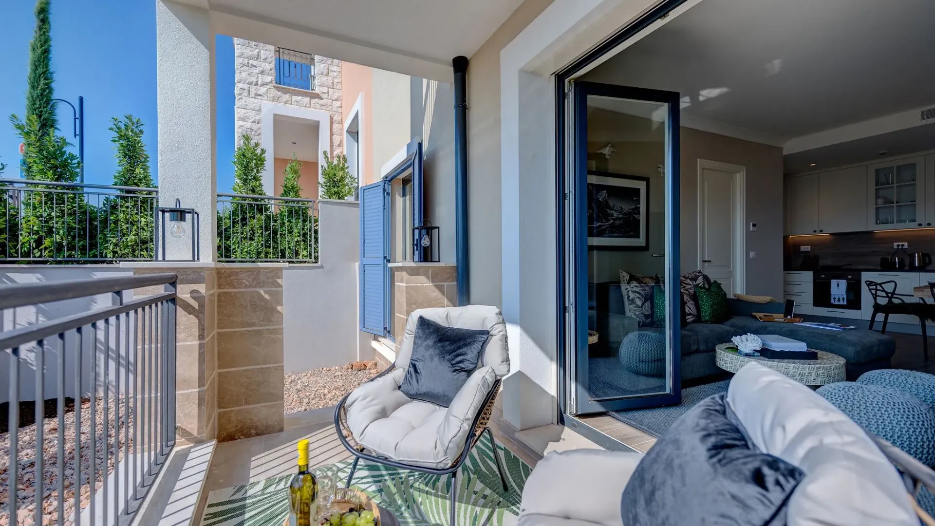 Sale, apartment, 89m², Tivat, Crna Gora