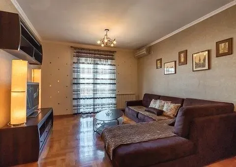 Rent, one bedroom apartment, 52m², Preko Morače, Podgorica - image 2