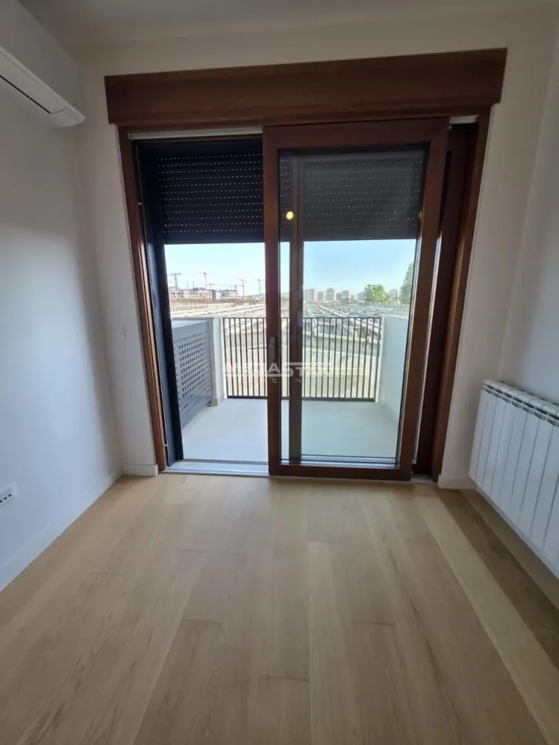 Izdavanje, dvosoban stan, 44m², Novi Beograd Blok 64, Novi Beograd Sve Podlokacije