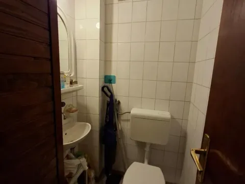 Sale, four bedroom apartment, 115m², Savski Venac, Beograd - image 16