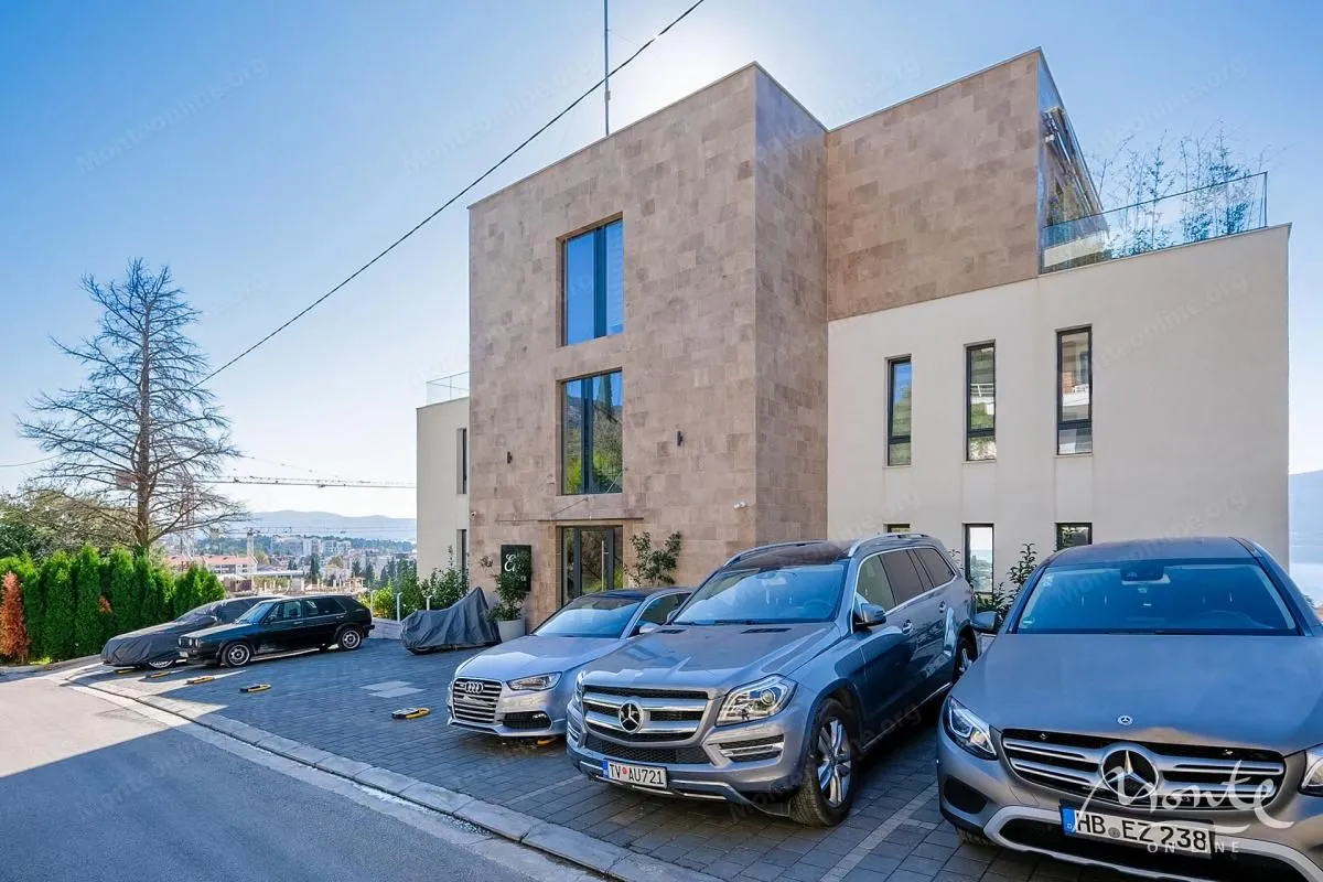 Sale, two bedroom apartment, 100m², Donja Lastva, Tivat