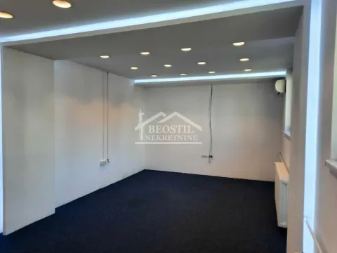 Izdavanje, poslovni prostor, 200m², Lekino Brdo, Voždovac Sve Podlokacije - image 7