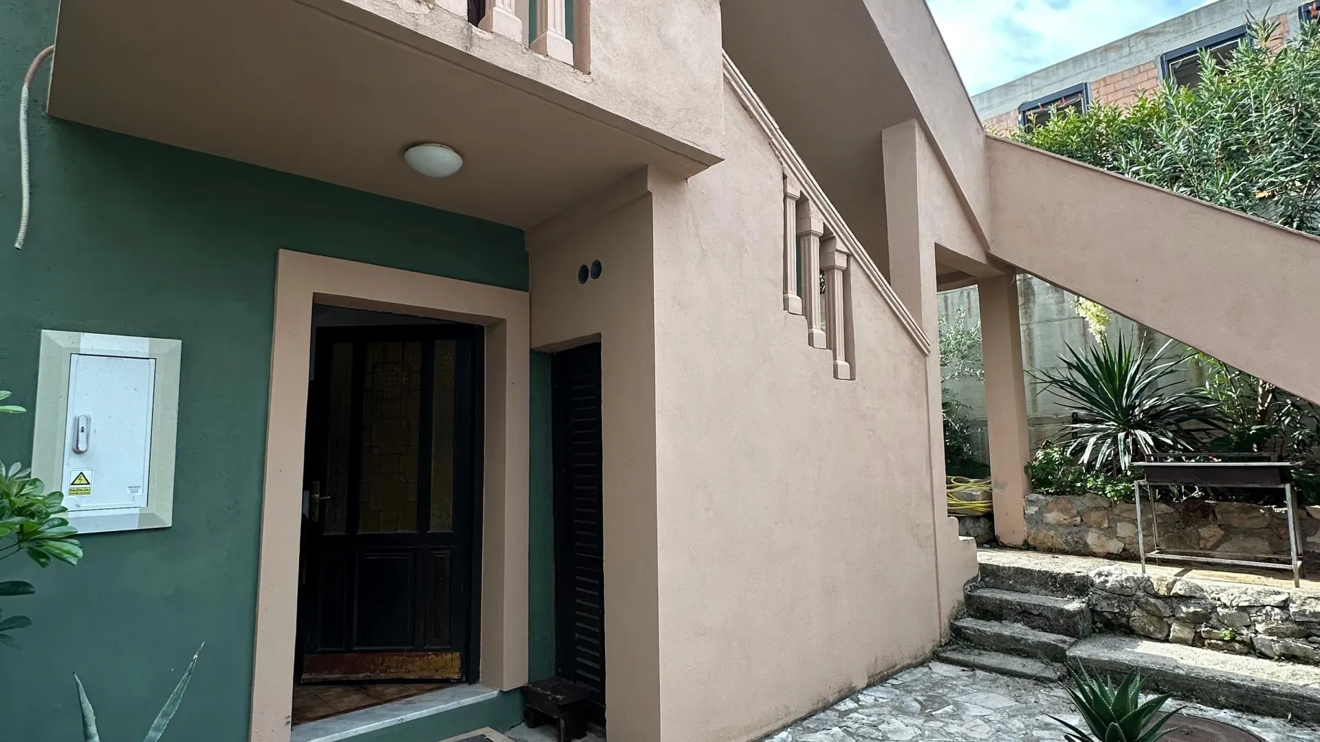 Prodaja, kuća, 180m², Krašići, Tivat